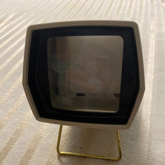 Vintage hand held Slide Viewer - Picture 1 of 8